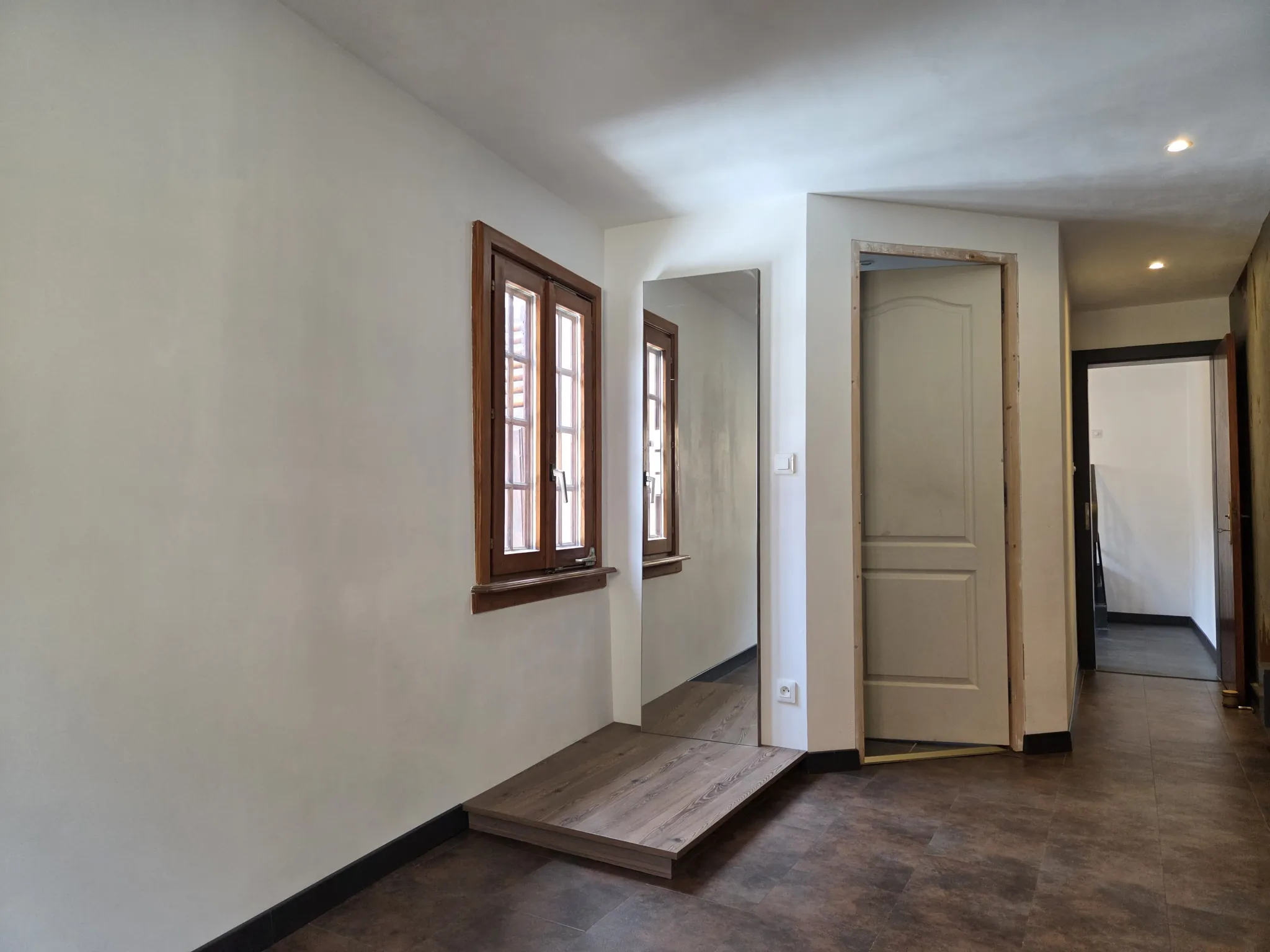 Maison de ville à Obernai 85 m² avec cour et rénovations 