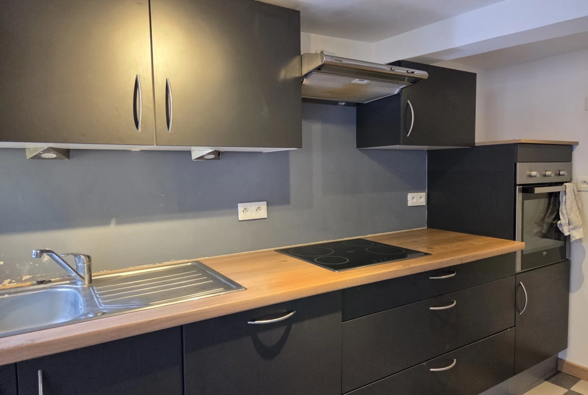 Maison de ville à Obernai 85 m² avec cour et rénovations 