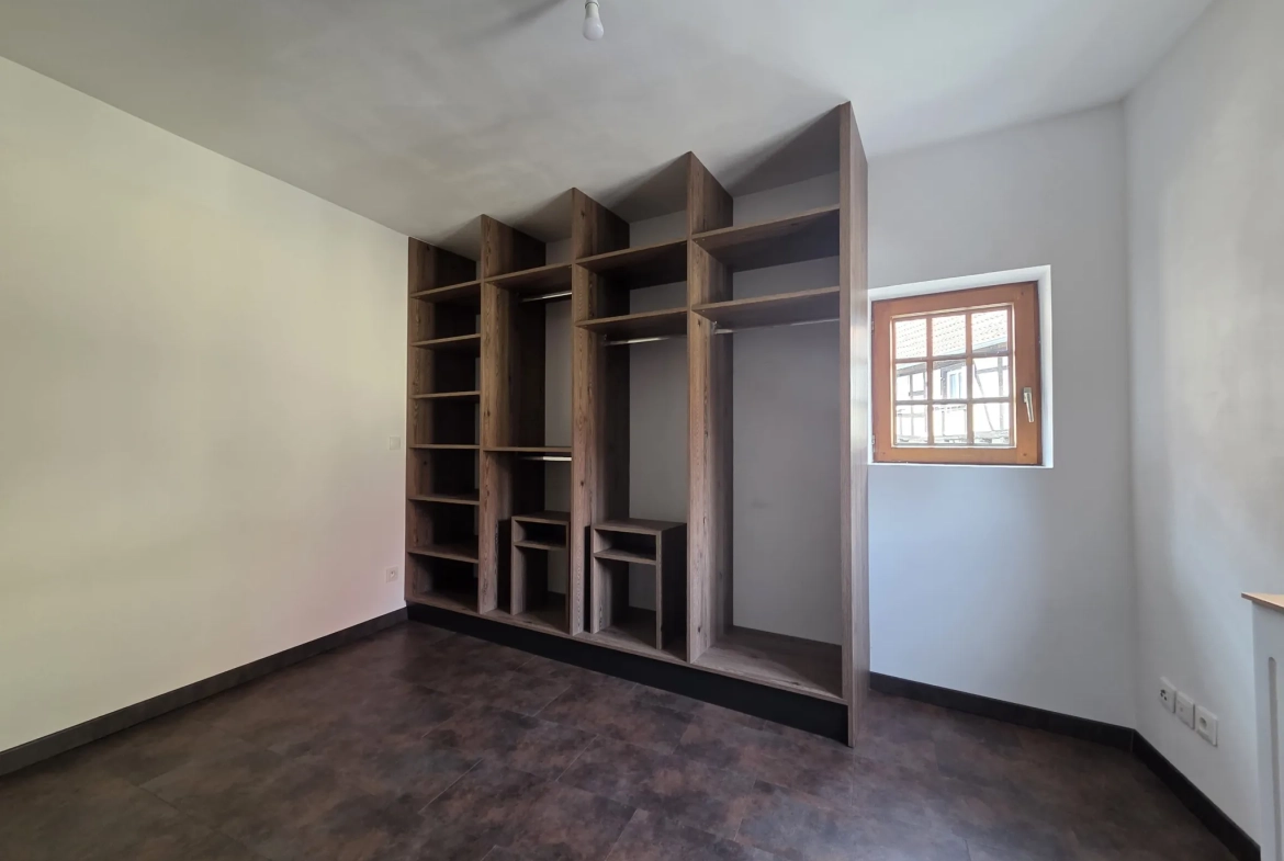Maison de ville à Obernai 85 m² avec cour et rénovations 