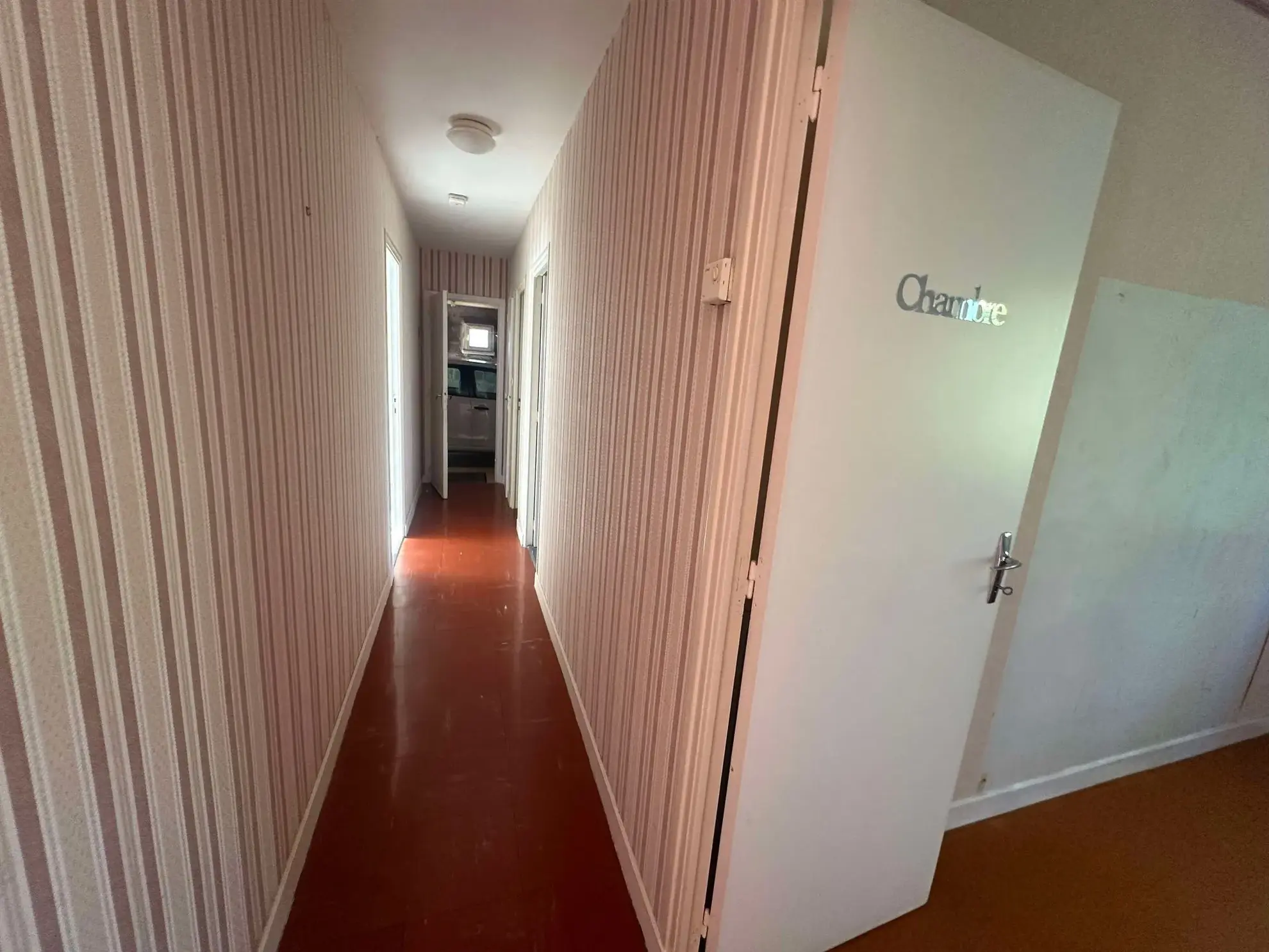 Belle maison de plain-pied à Quistinic avec garage et jardin de 1091 m² 