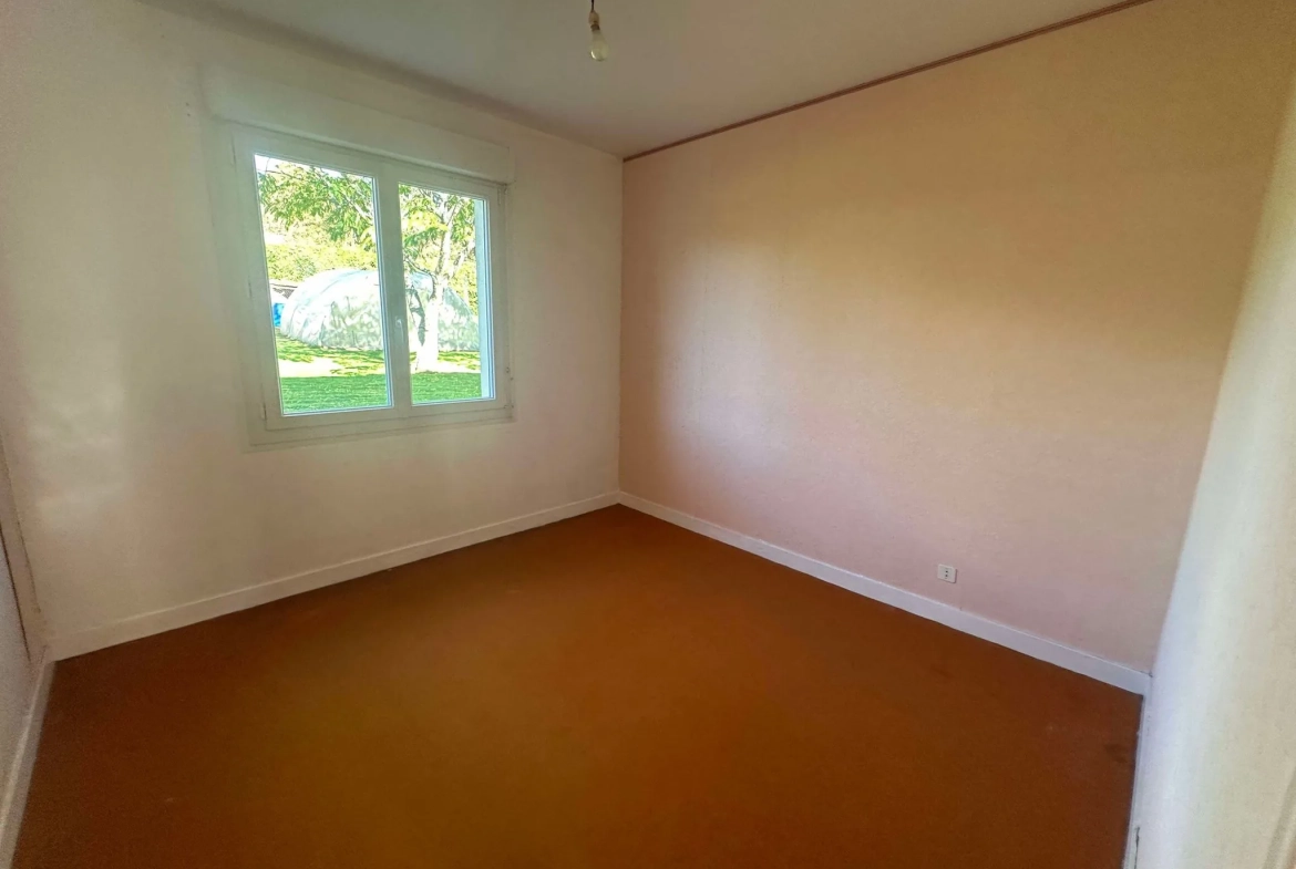 Belle maison de plain-pied à Quistinic avec garage et jardin de 1091 m² 