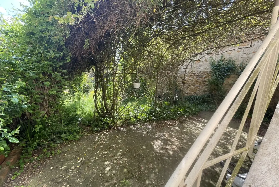 Maison à vendre à Croix de Pierre, Le Mans – 3 chambres, jardin plein sud 