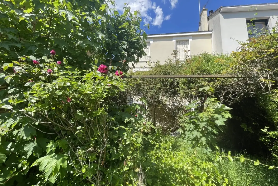 Maison à vendre à Croix de Pierre, Le Mans – 3 chambres, jardin plein sud 