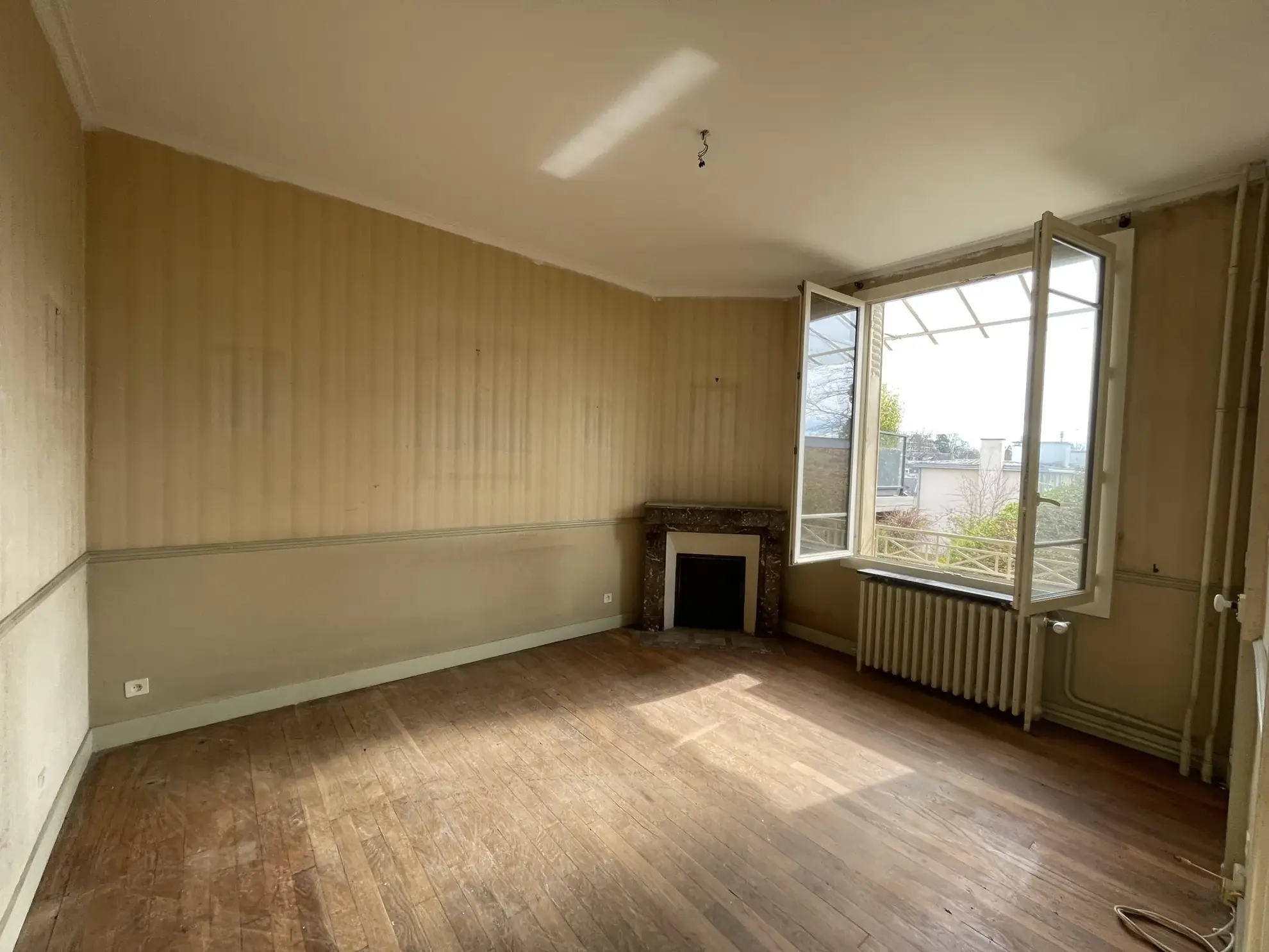 Maison à vendre à Croix de Pierre, Le Mans – 3 chambres, jardin plein sud 
