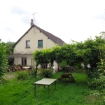Belle maison de 140 m² avec dépendances et grand terrain à Prémery