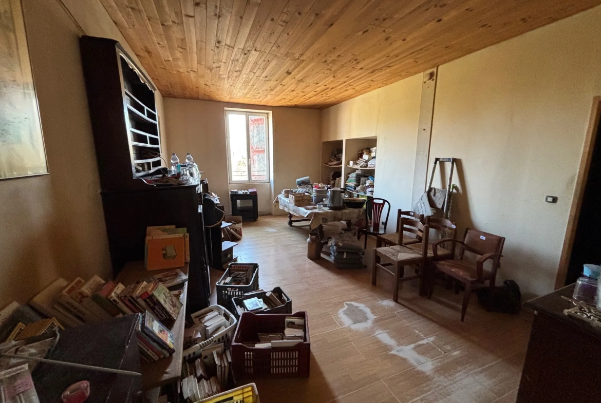 Maison à rénover avec 7 chambres à Buzet-sur-Baïse – Grande capacité et potentiel 