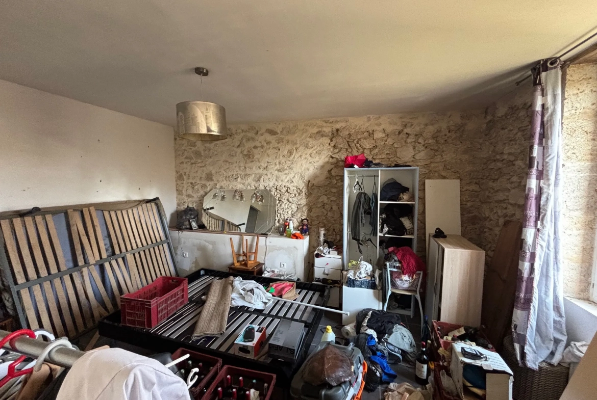 Maison à rénover avec 7 chambres à Buzet-sur-Baïse – Grande capacité et potentiel 