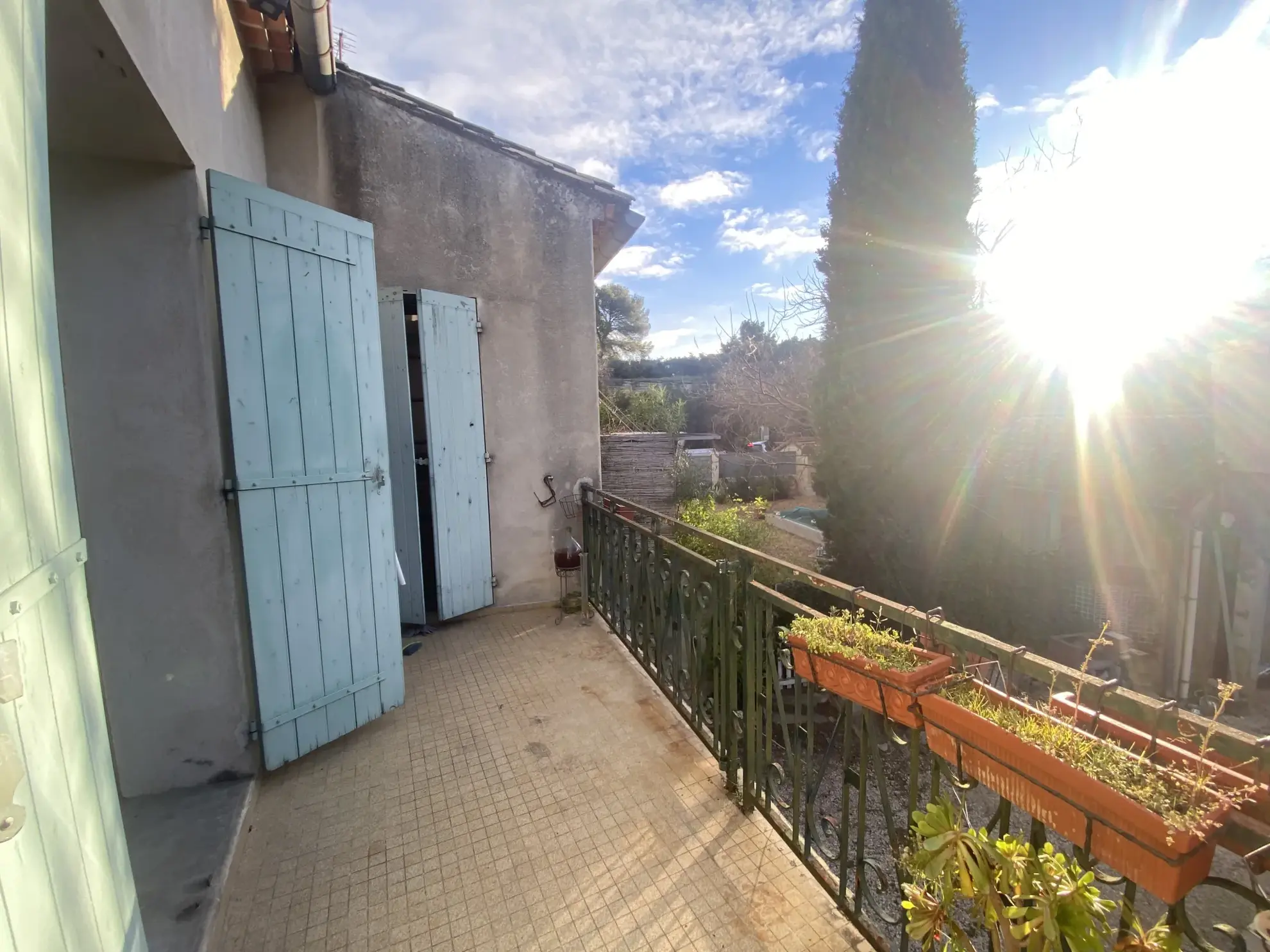 Maison de village à Barbentane avec jardin, garage et terrasse 