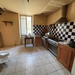 Maison à rénover avec 7 chambres à Buzet-sur-Baïse – Grande capacité et potentiel