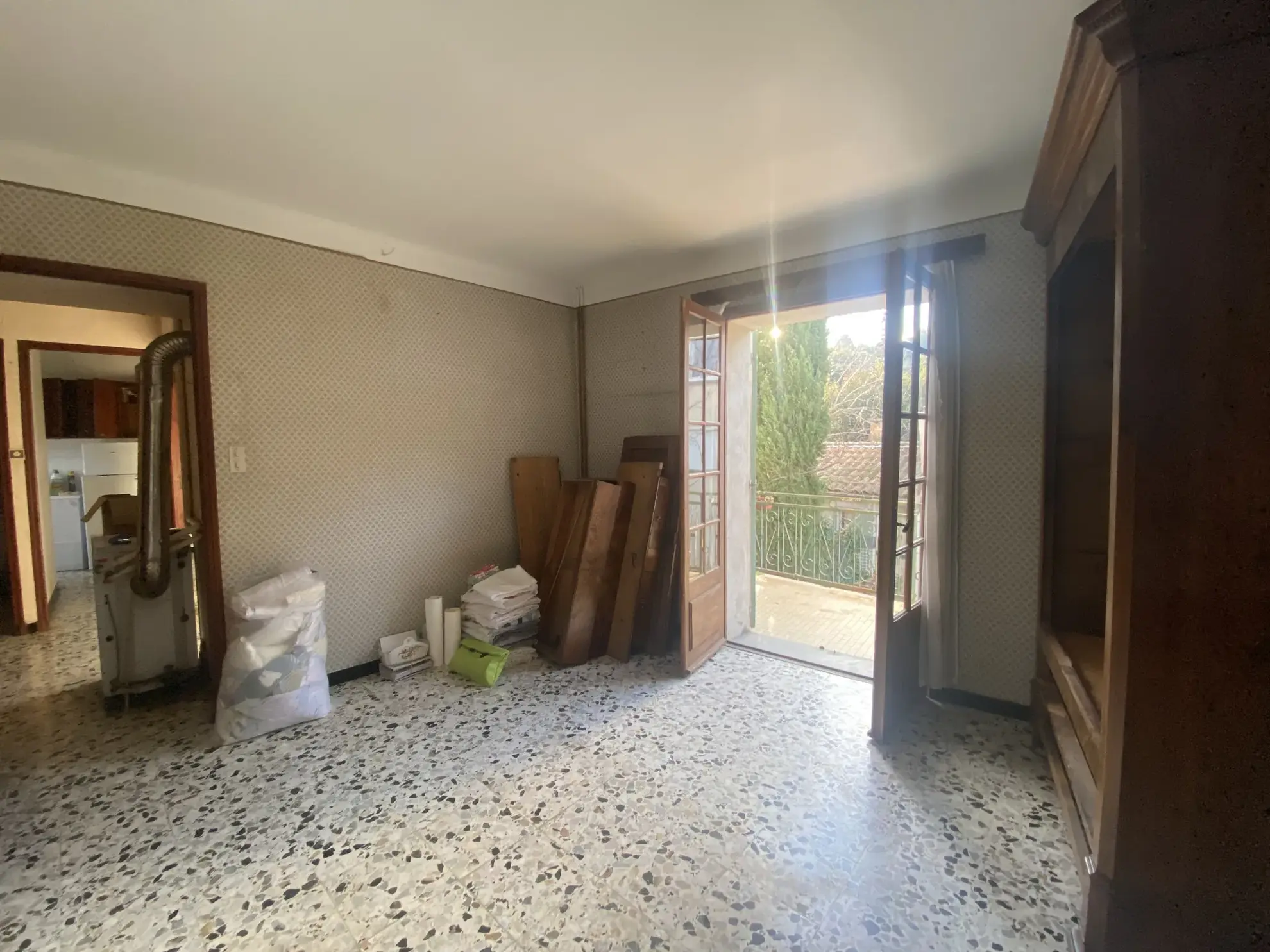 Maison de village à Barbentane avec jardin, garage et terrasse 