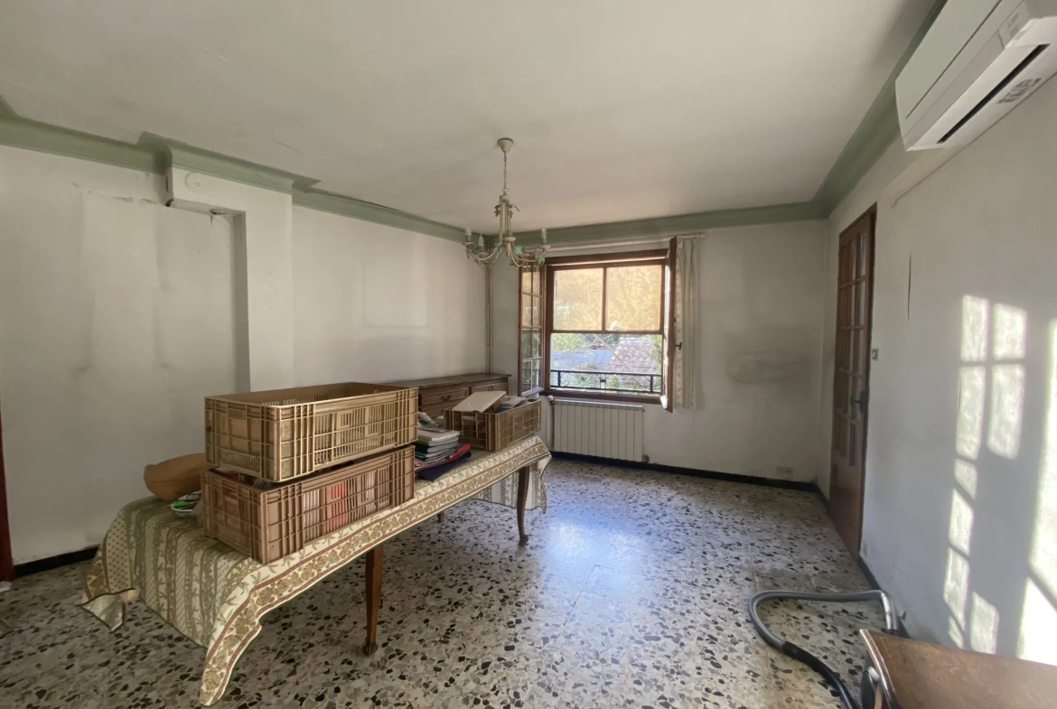 Maison de village à Barbentane avec jardin, garage et terrasse 