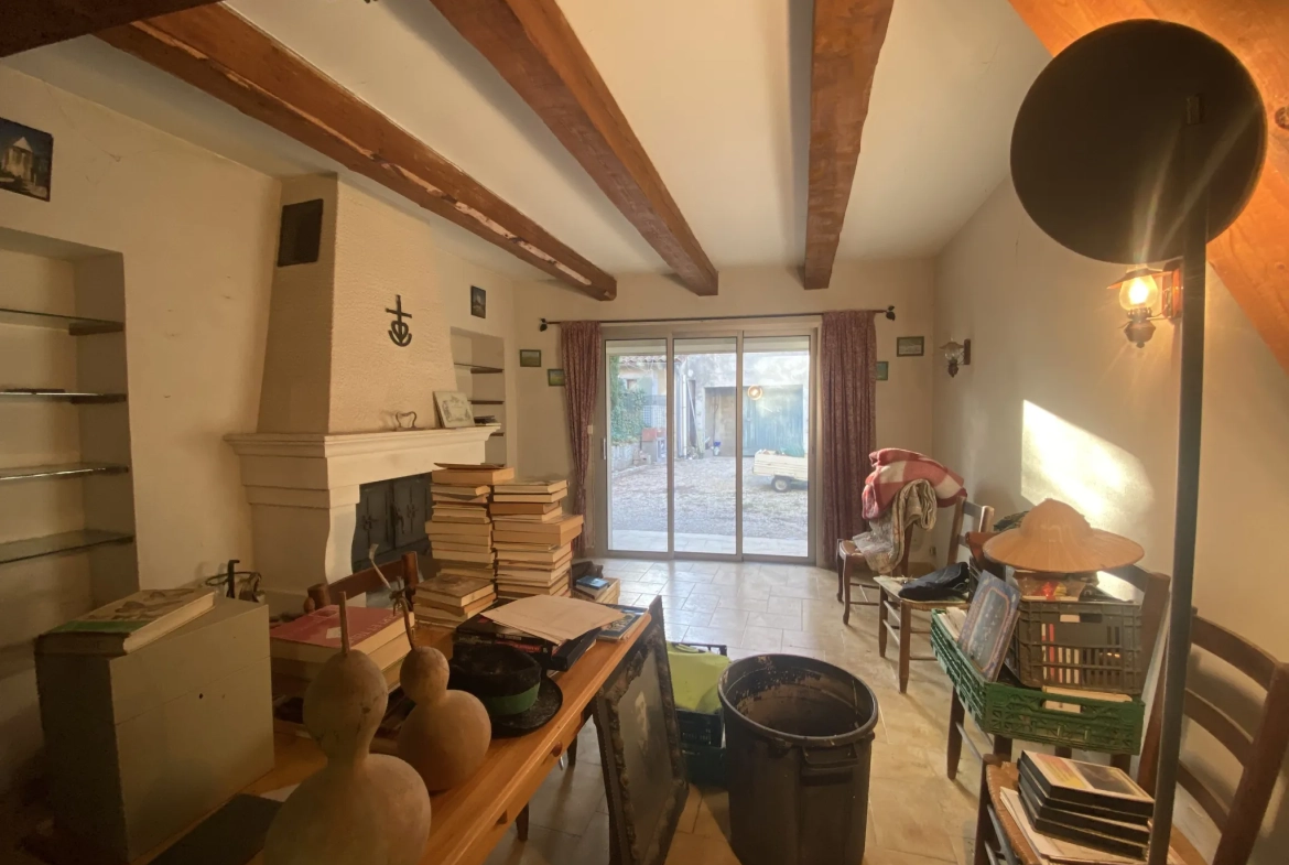 Maison de village à Barbentane avec jardin, garage et terrasse 