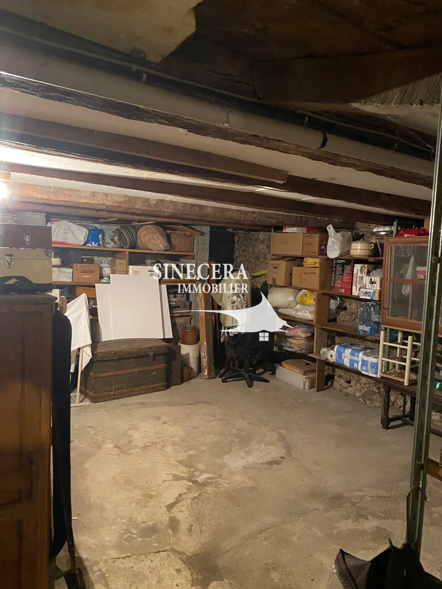 Maison en pierre avec deux habitations indépendantes à Riberac (24) 