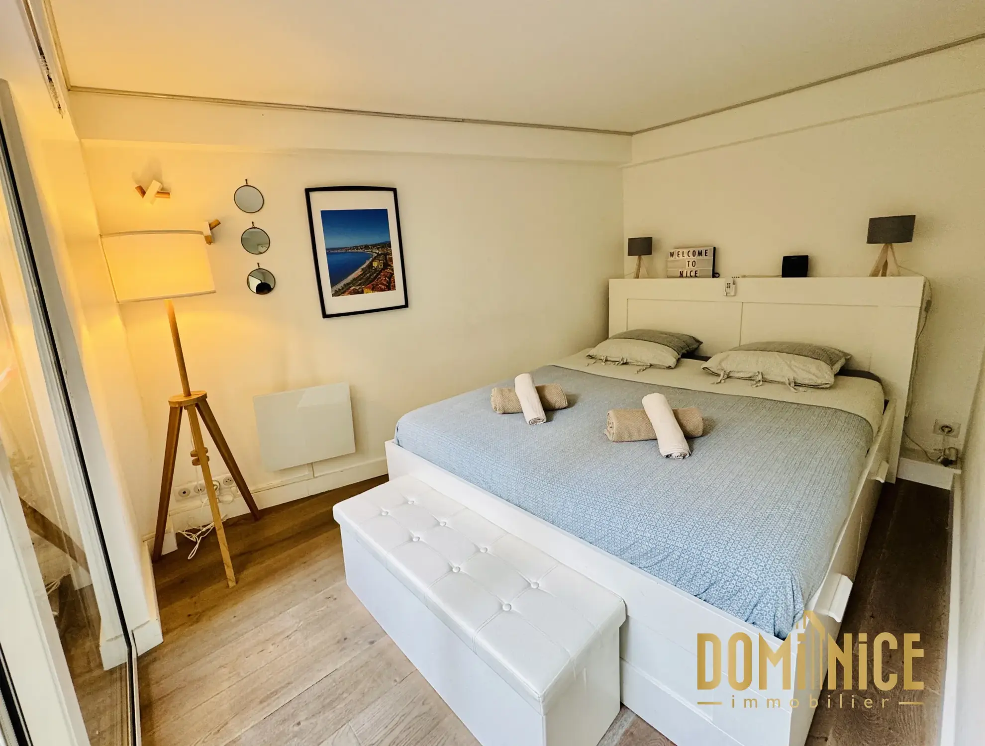 Charmant appartement 2 pièces rénové avec terrasse à Nice Port 
