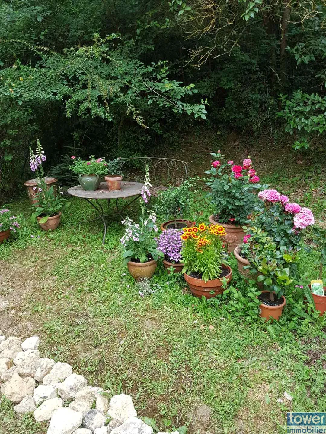 Maison de village en pierre de 220 m² avec terrain de 1400 m² à Vic-Fezensac 