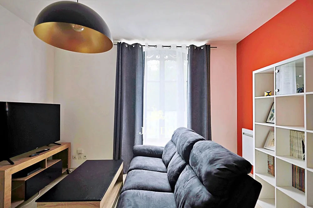 Appartement lumineux en rez-de-chaussée à Royat, proche thermes, faible charges 