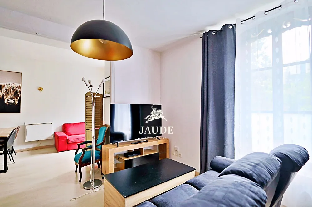 Appartement lumineux en rez-de-chaussée à Royat, proche thermes, faible charges 