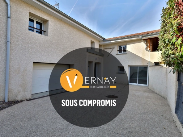 Maison atypique à vendre à Artas, 150 m² avec garage et cour
