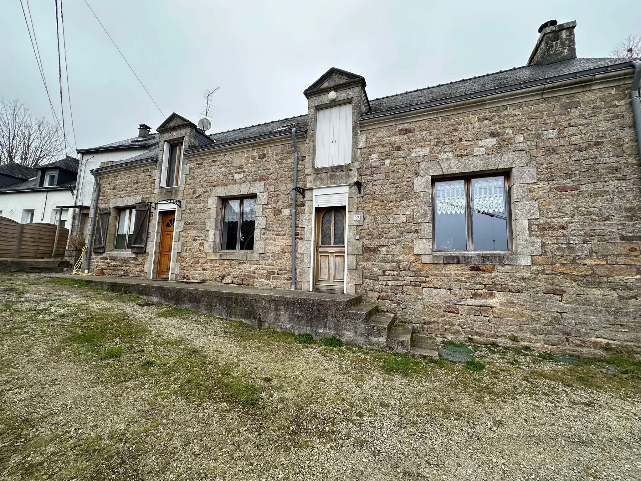 Maison indépendante de 145 m² à Baud avec potentiel locatif ou familial 