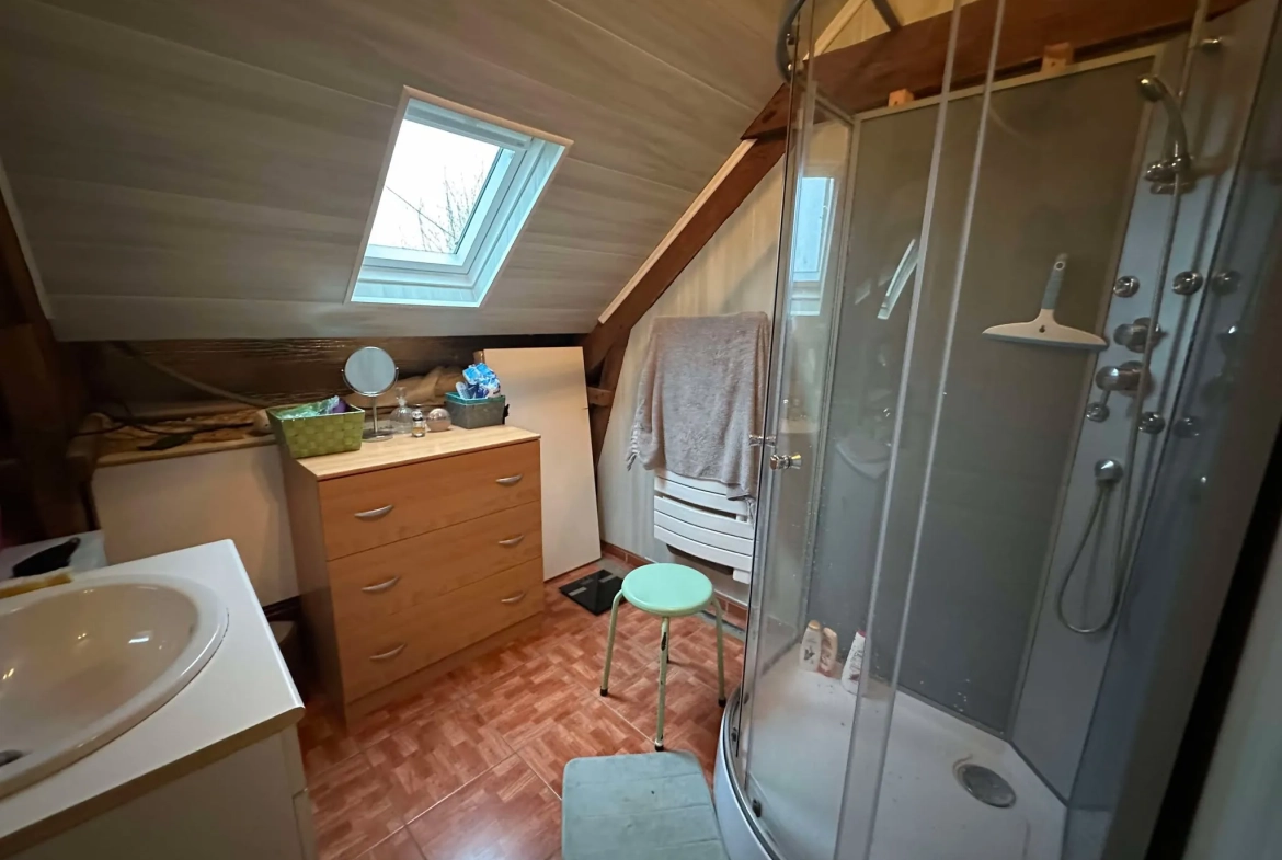 Maison indépendante de 145 m² à Baud avec potentiel locatif ou familial 