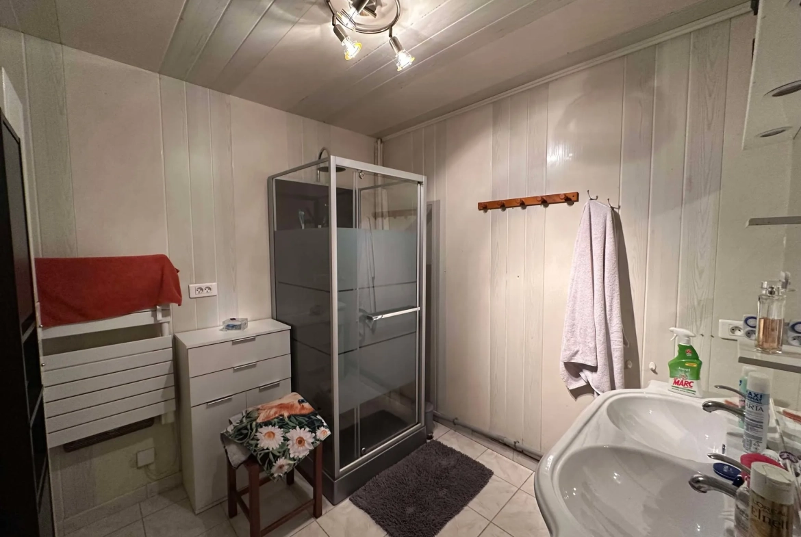 Maison indépendante de 145 m² à Baud avec potentiel locatif ou familial 