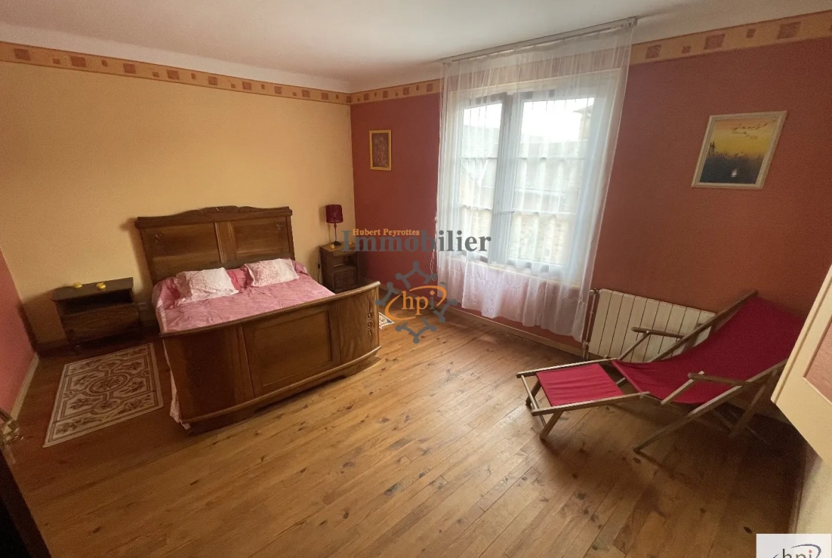 Vente maison avec dépendances, terrasse et terrain à Saint Sernin sur Rance 