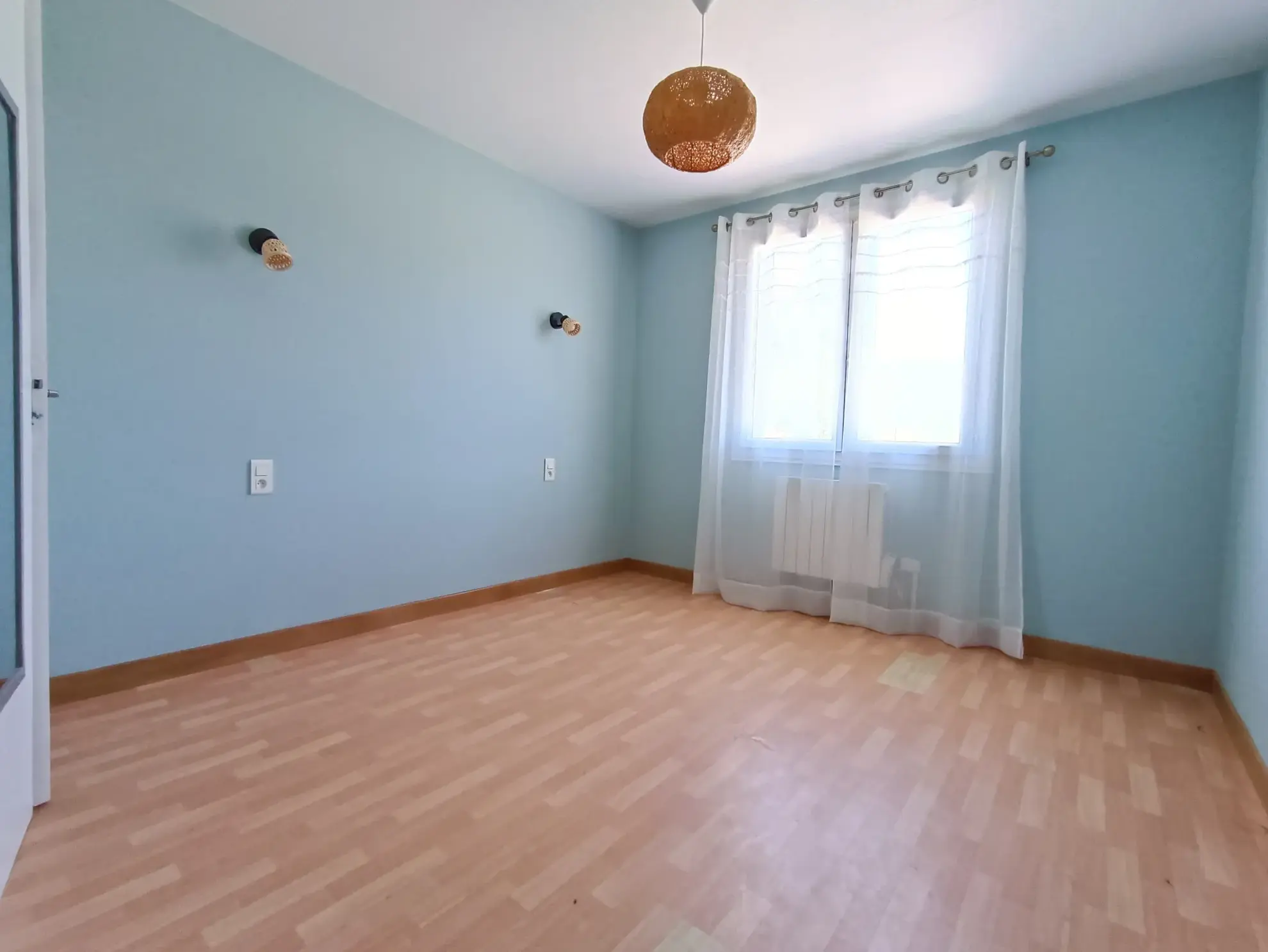 Maison rénovée avec jardin à Cubjac - 55 m², 2 chambres, proche commodités 