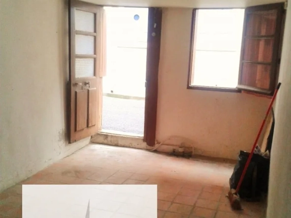 Maison de village T4/5 à réhabiliter avec jardin proche Toulouse