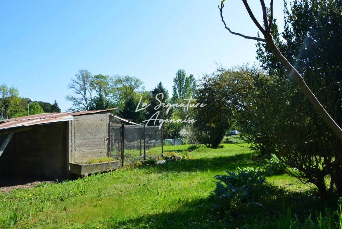 Grande propriété de 225,50 m² avec terrain, dépendances et garage à Sérignac-sur-Garonne 