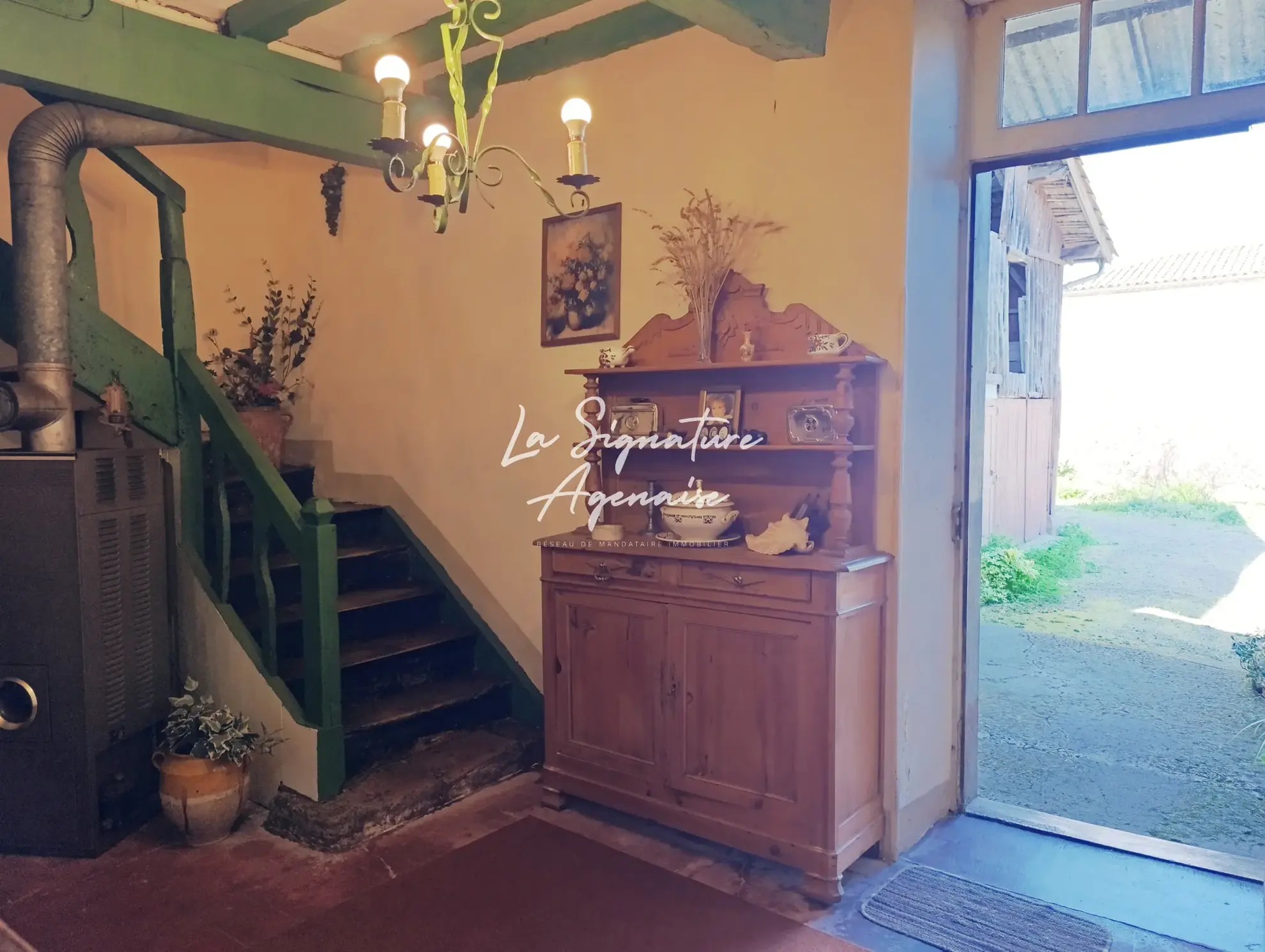 Grande propriété de 225,50 m² avec terrain, dépendances et garage à Sérignac-sur-Garonne 