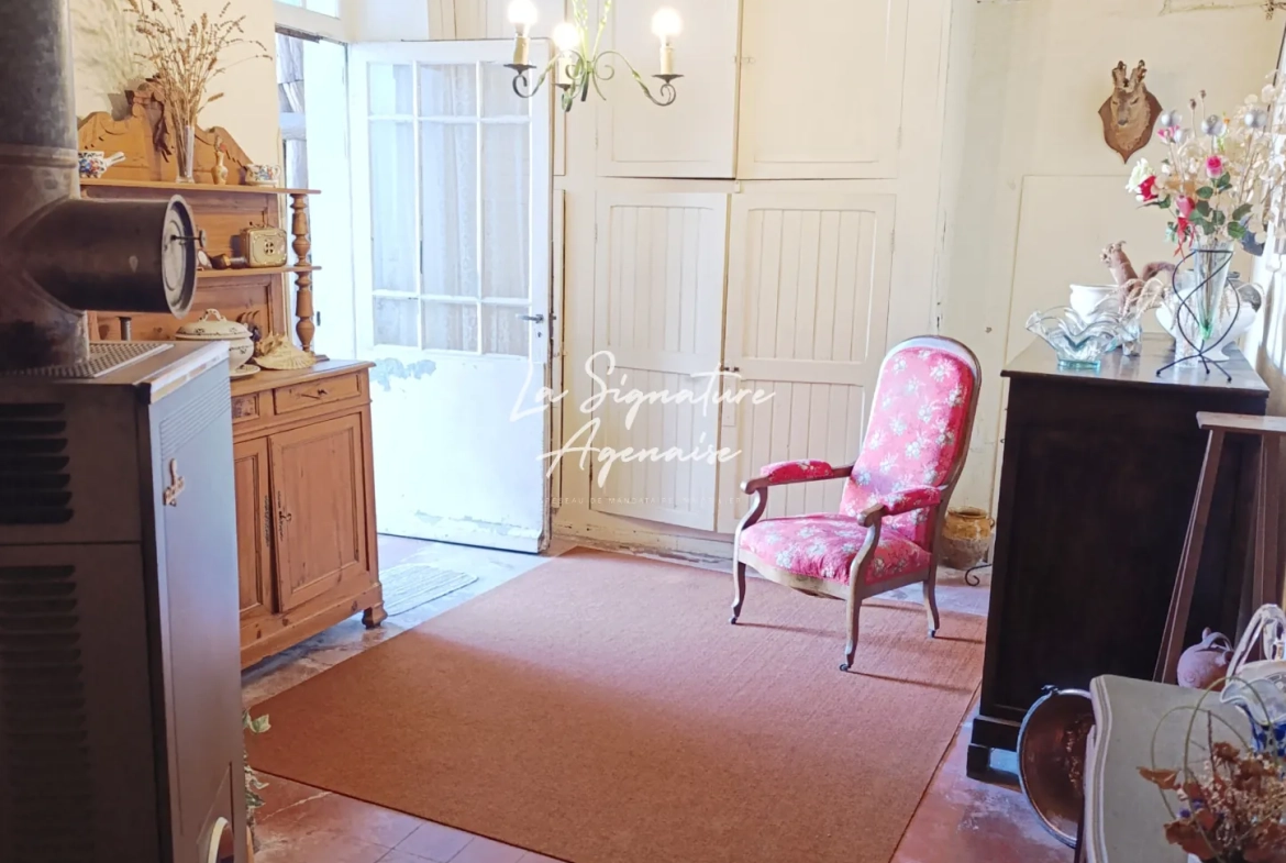 Grande propriété de 225,50 m² avec terrain, dépendances et garage à Sérignac-sur-Garonne 