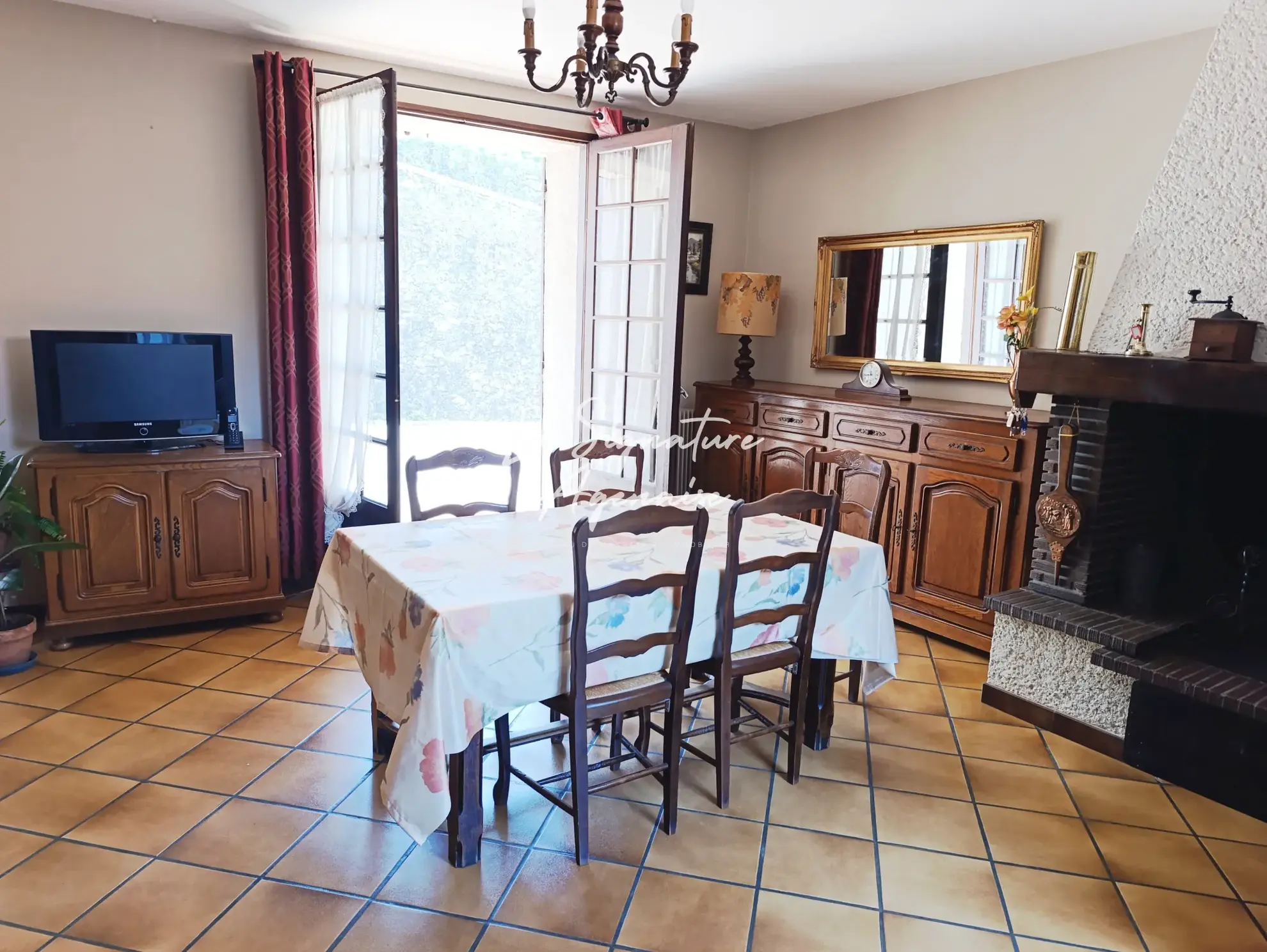 Grande propriété de 225,50 m² avec terrain, dépendances et garage à Sérignac-sur-Garonne 
