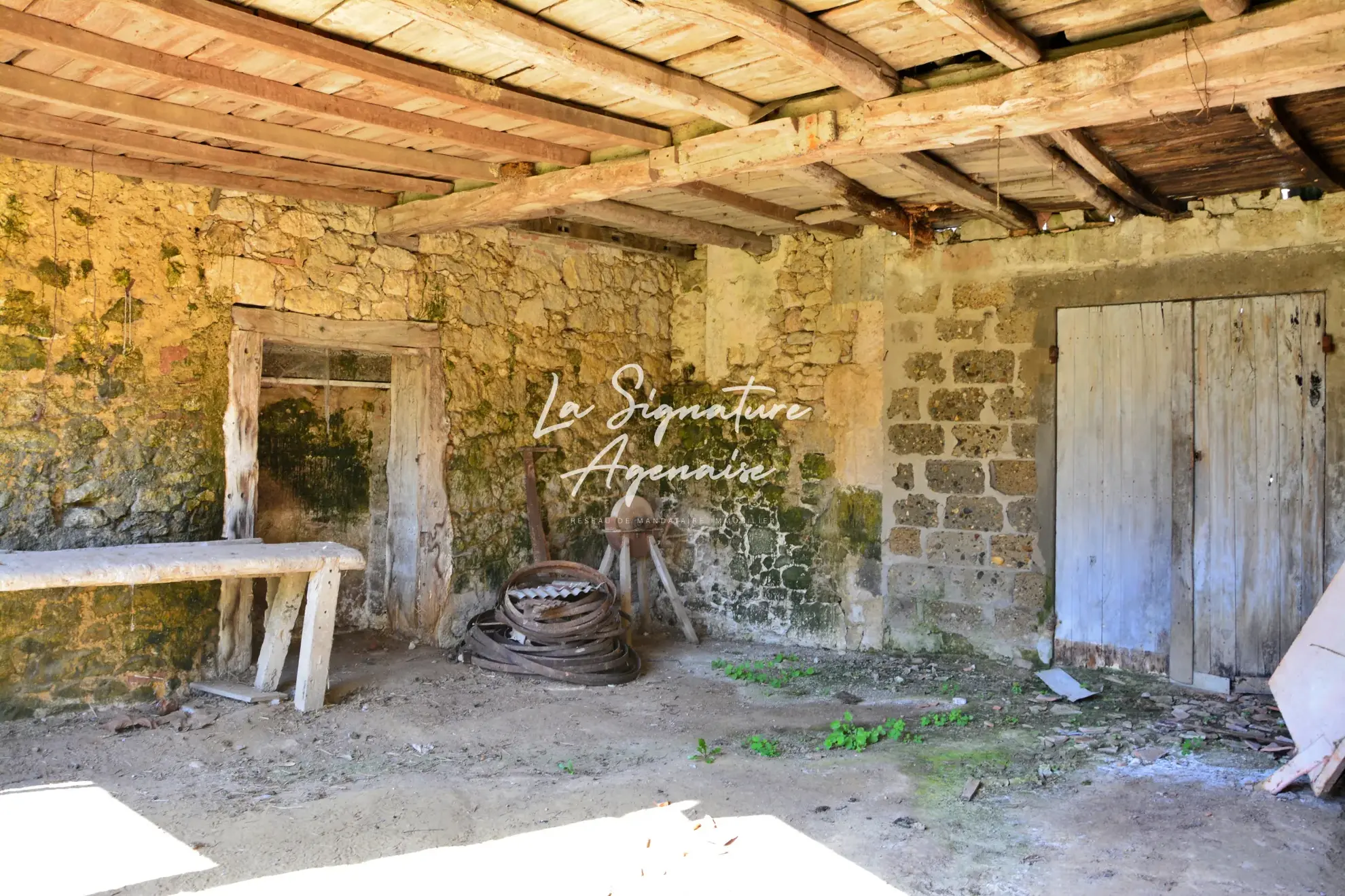 Grande propriété de 225,50 m² avec terrain, dépendances et garage à Sérignac-sur-Garonne 
