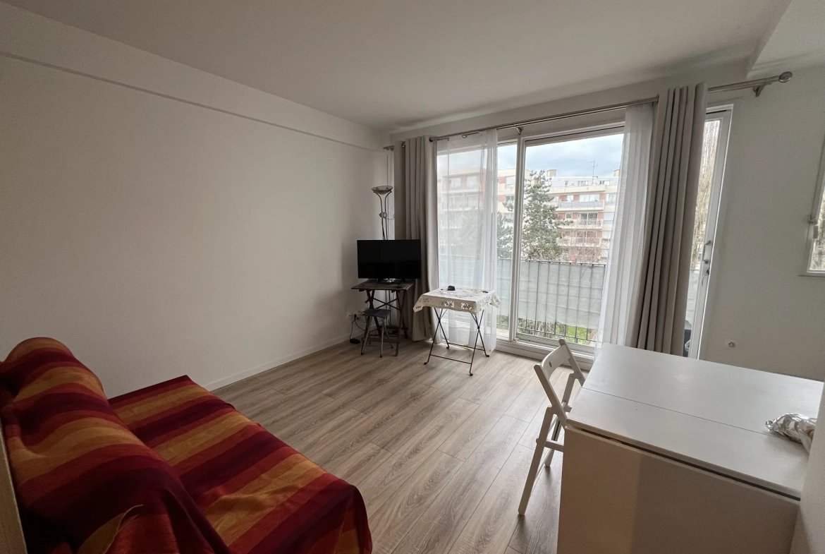 Studio avec balcon à Boulogne-Billancourt près du métro Marcel Sembat 