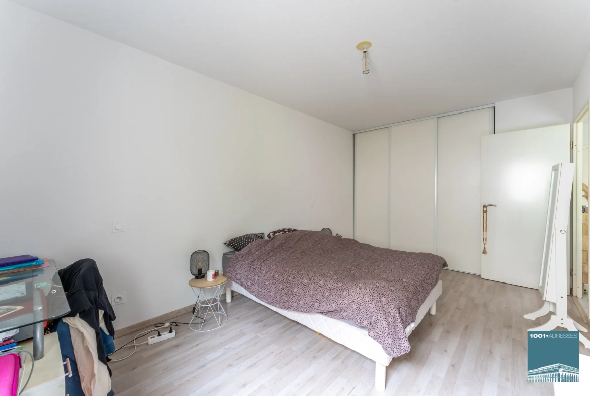 Appartement T2 récent avec terrasse à Mérignac Capeyron, idéal proche transport 
