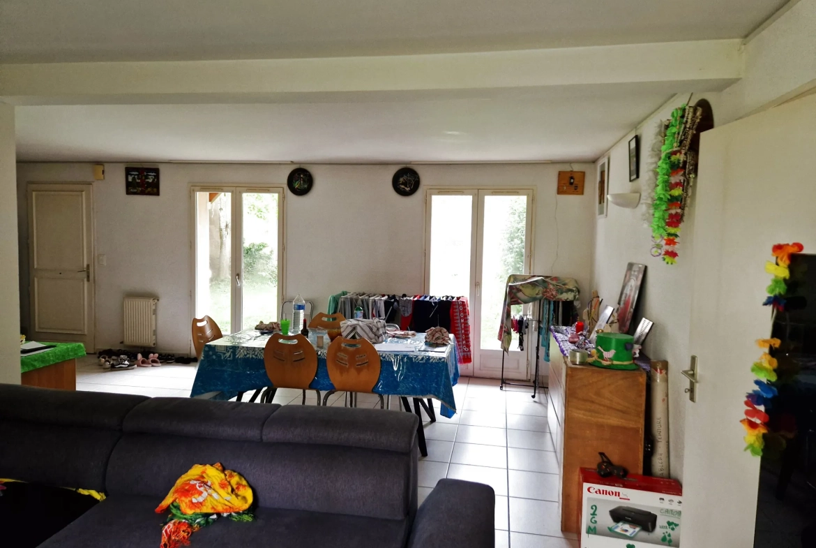 Maison de 110m² avec jardin et garage en centre-ville d'Autun 