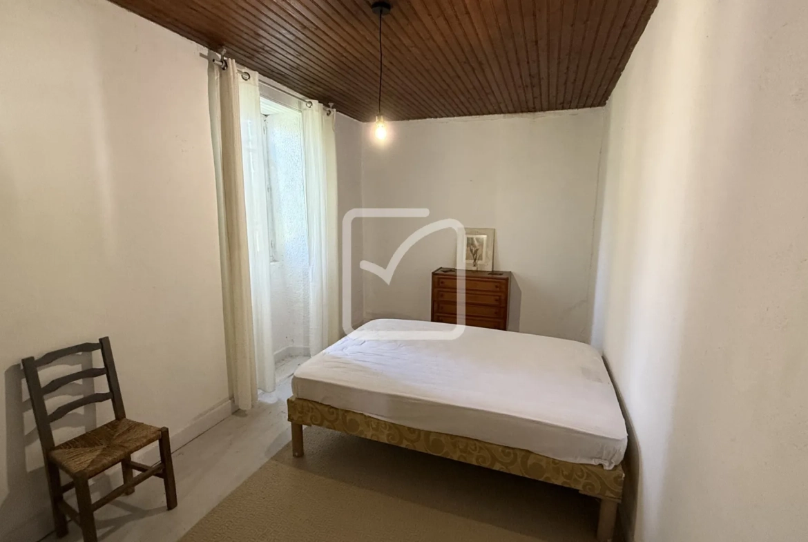 Charmante maison en pierre avec grand potentiel à Fajoles - Opération de rénovation 
