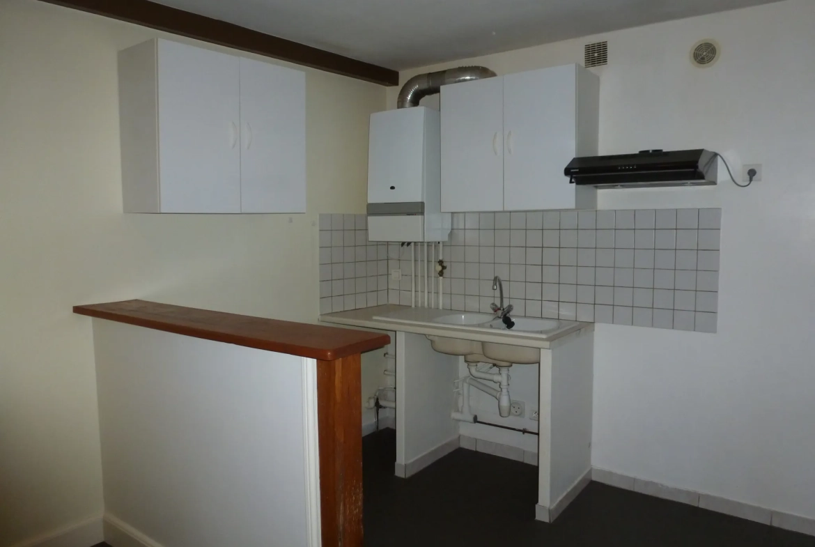 Immeuble à Sarlat avec bon rendement locatif, idéal investisseur 