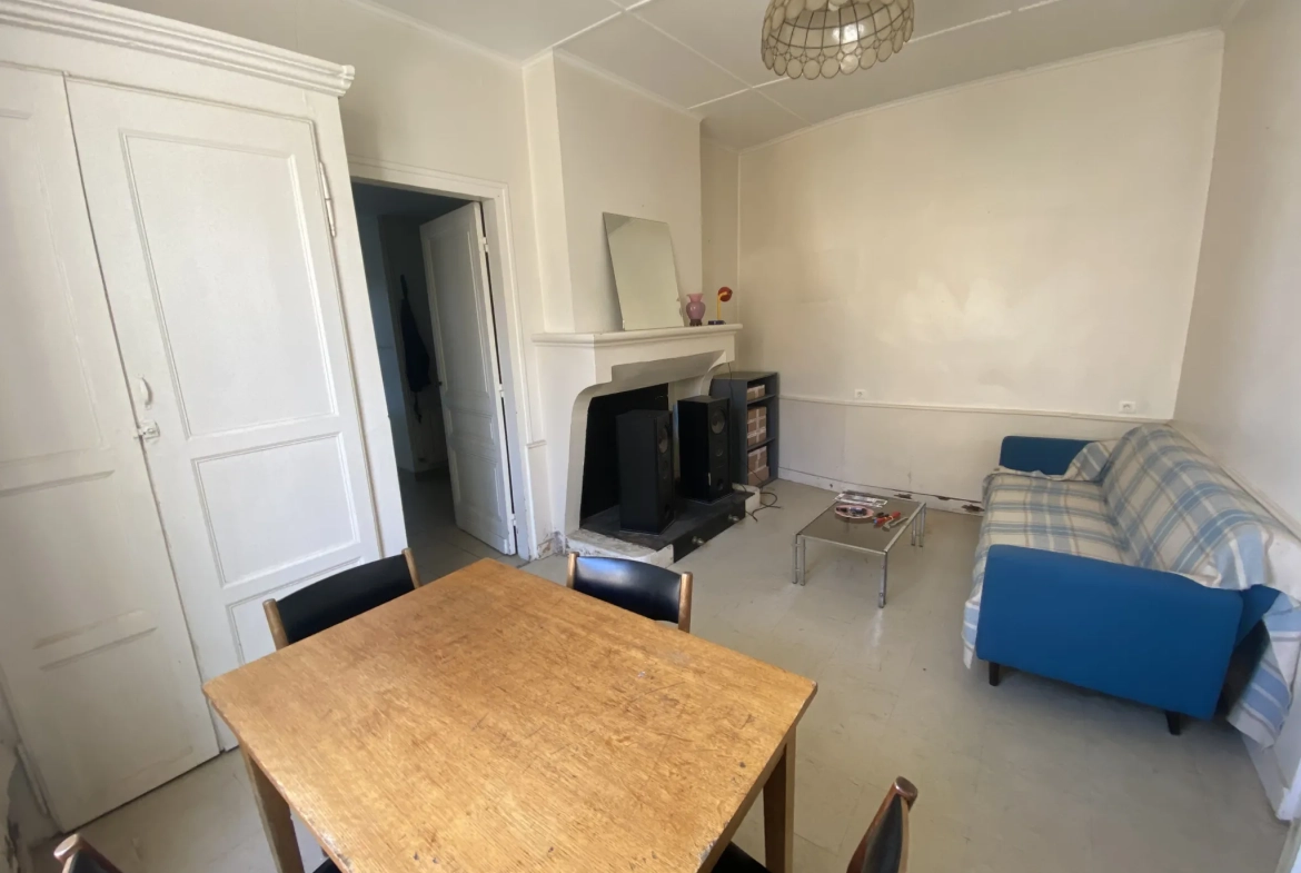 Maison de ville en pierre de 115 m² avec jardin à La Réole 