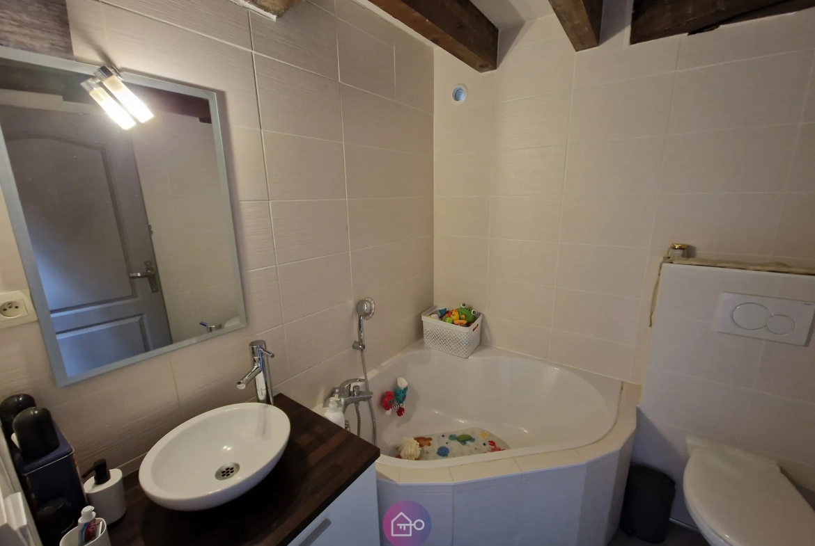 Appartement T.3 à Nevers à 5 minutes de la gare – Balcon et cave 