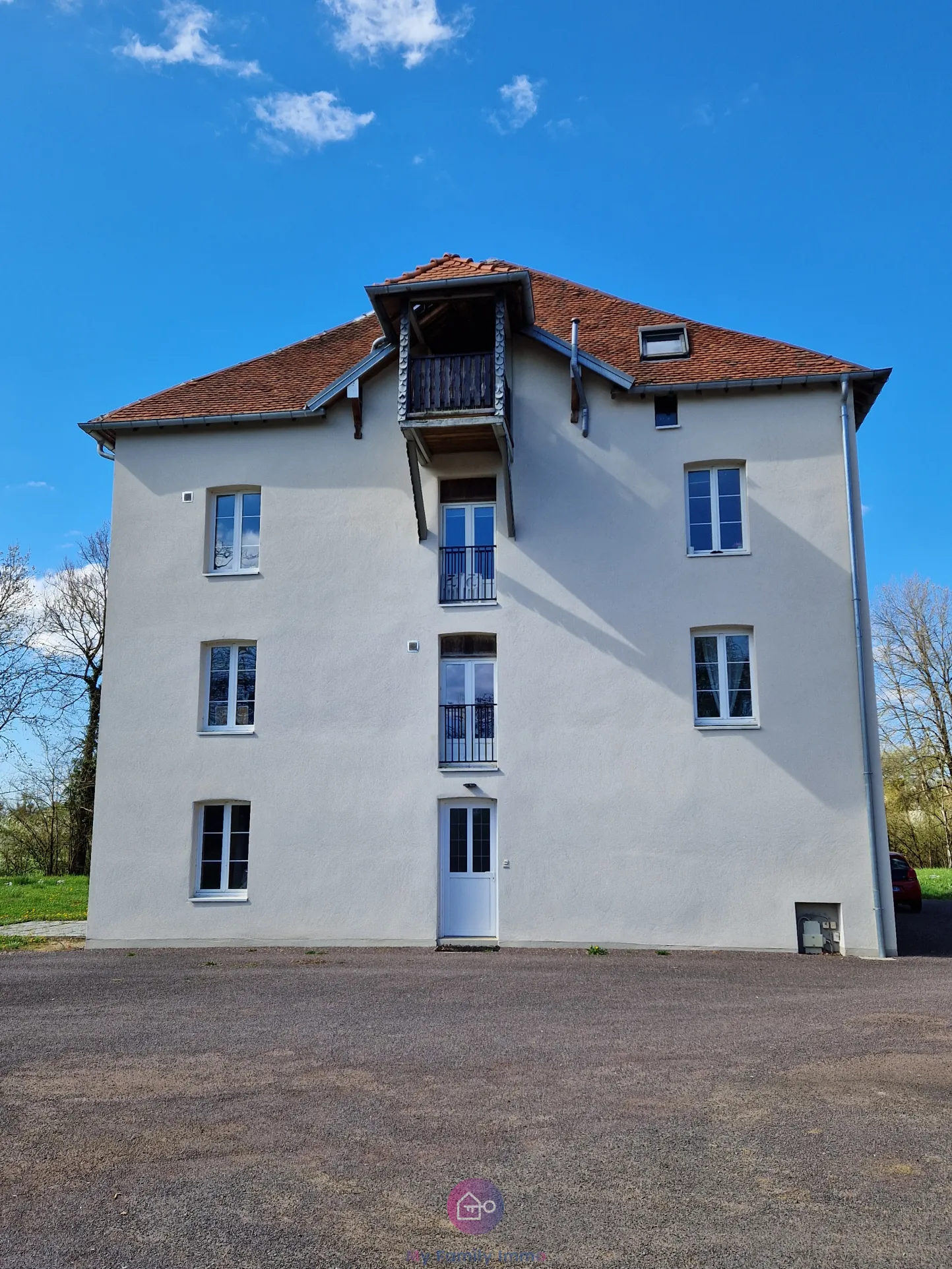 Appartement T.3 à Nevers à 5 minutes de la gare – Balcon et cave 