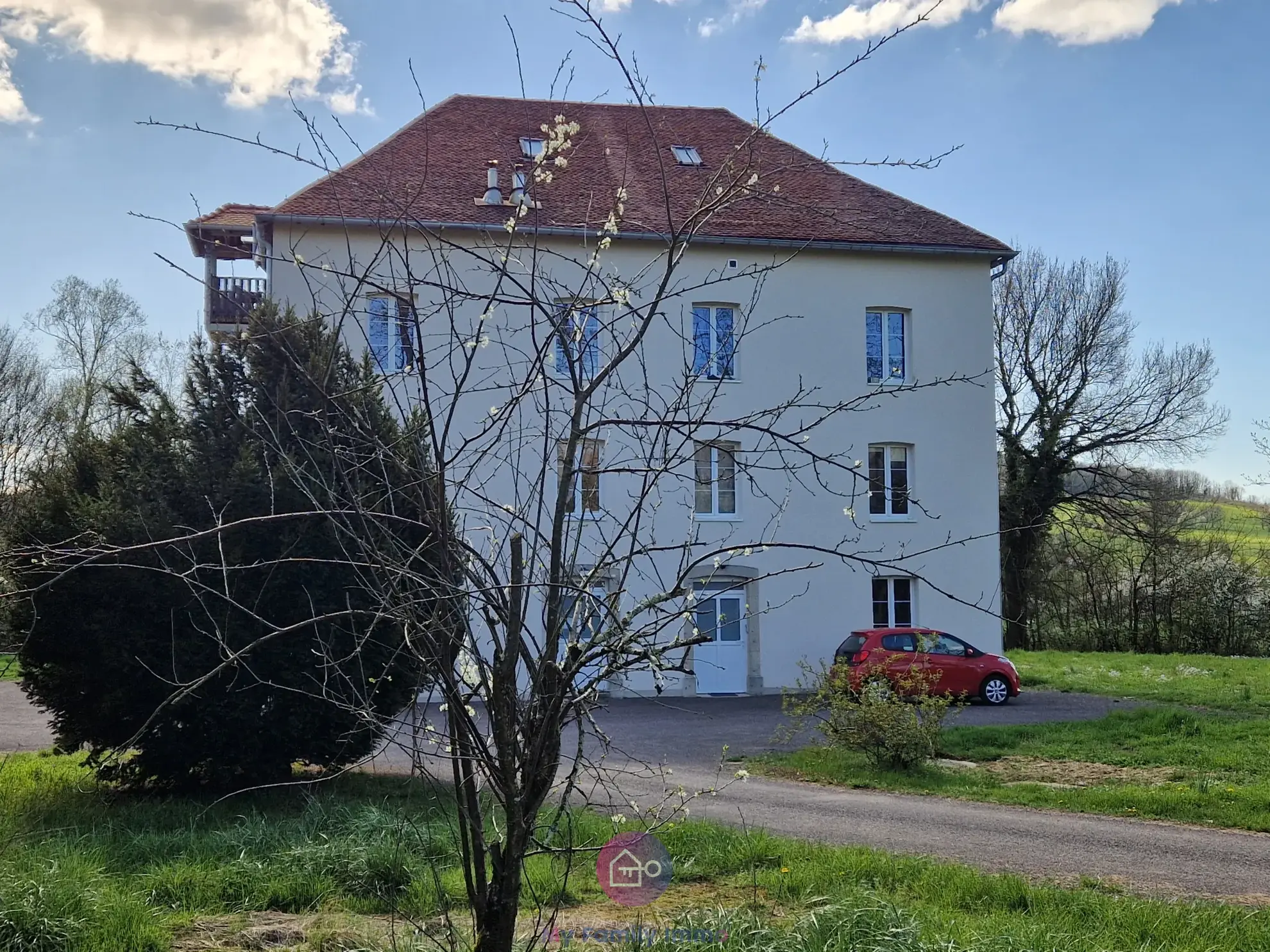 Appartement T.3 à Nevers à 5 minutes de la gare – Balcon et cave 