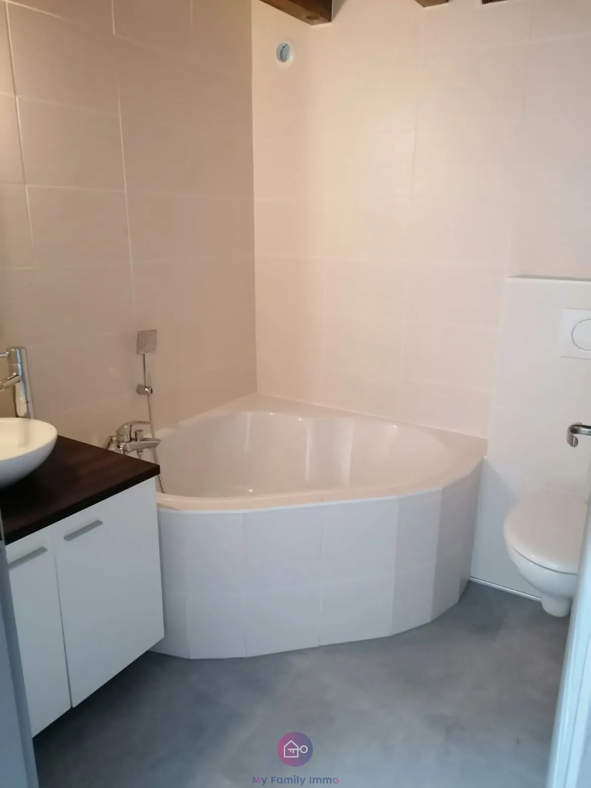 Appartement T.3 à Nevers à 5 minutes de la gare – Balcon et cave 