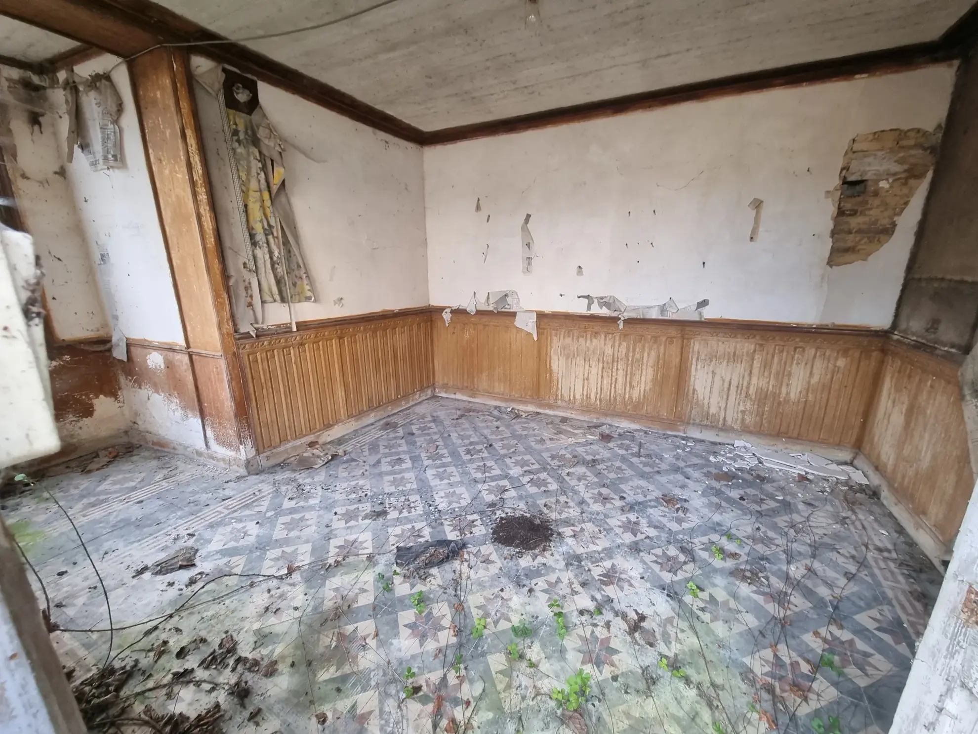 Immeuble de rapport à Courtomer – Deux maisons à rénover avec terrain 