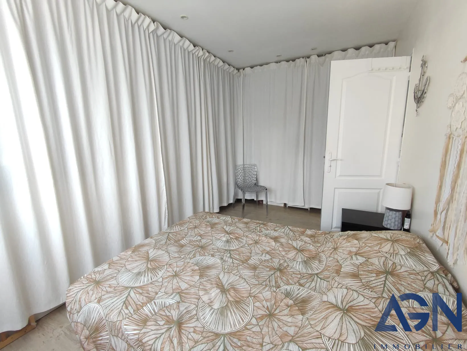 Maison lumineuse de 173 m² avec 2 appartements et jardin à Agde 