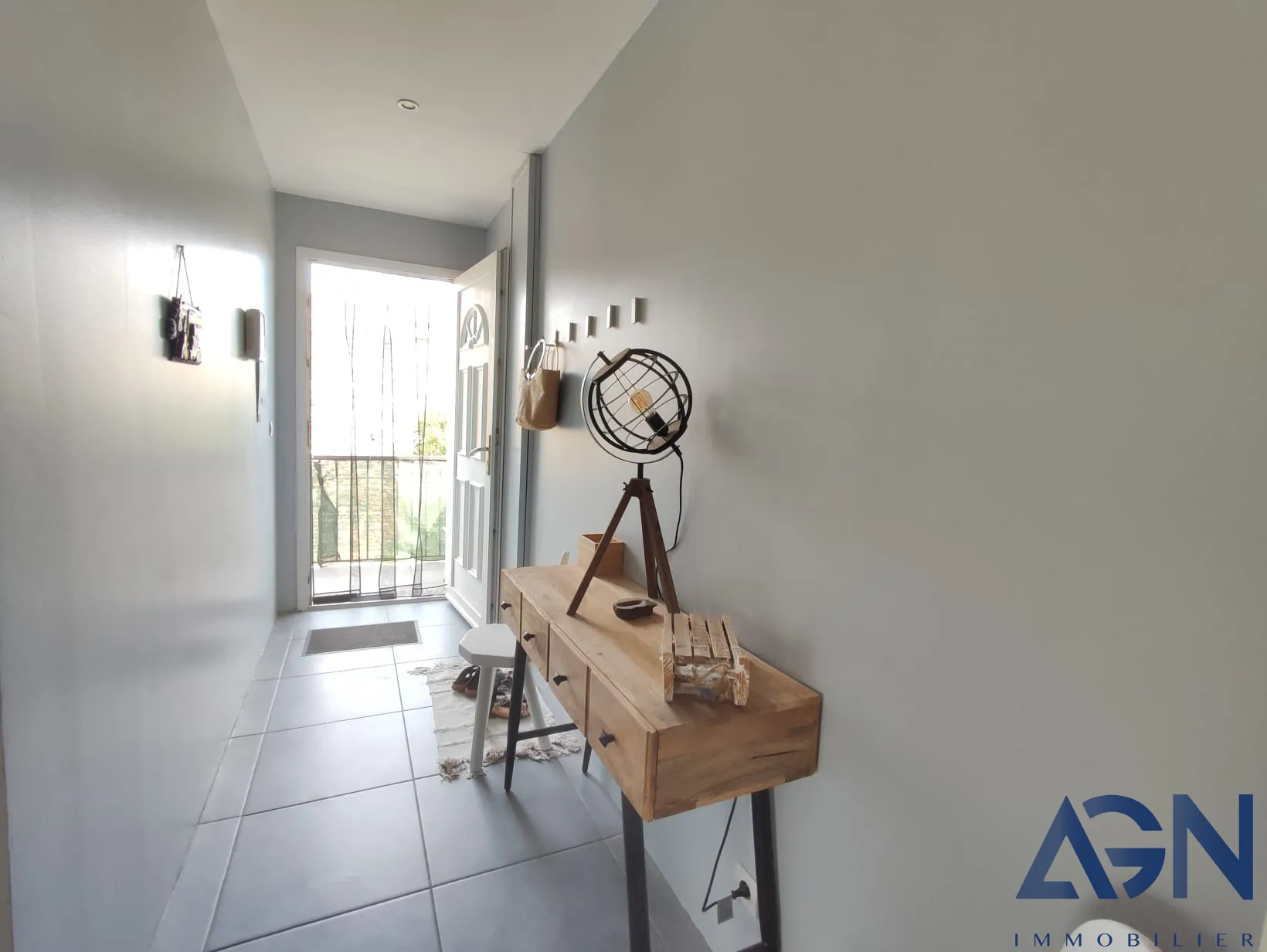 Maison lumineuse de 173 m² avec 2 appartements et jardin à Agde 