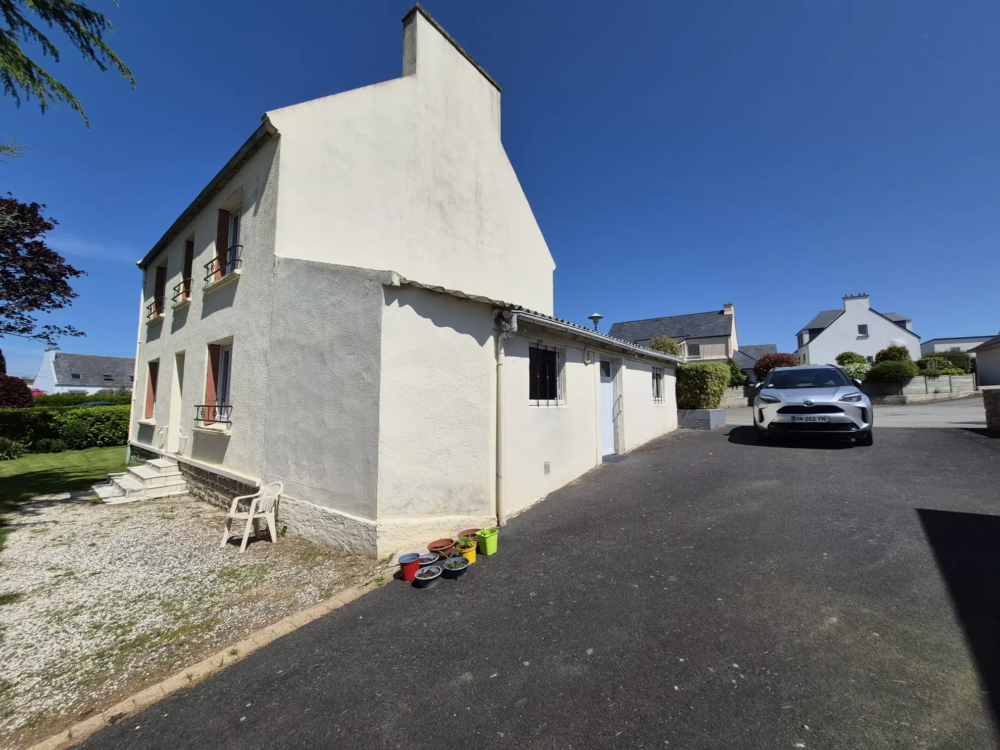 Maison familiale à Plabennec de 146 m² avec 5 chambres et jardin 