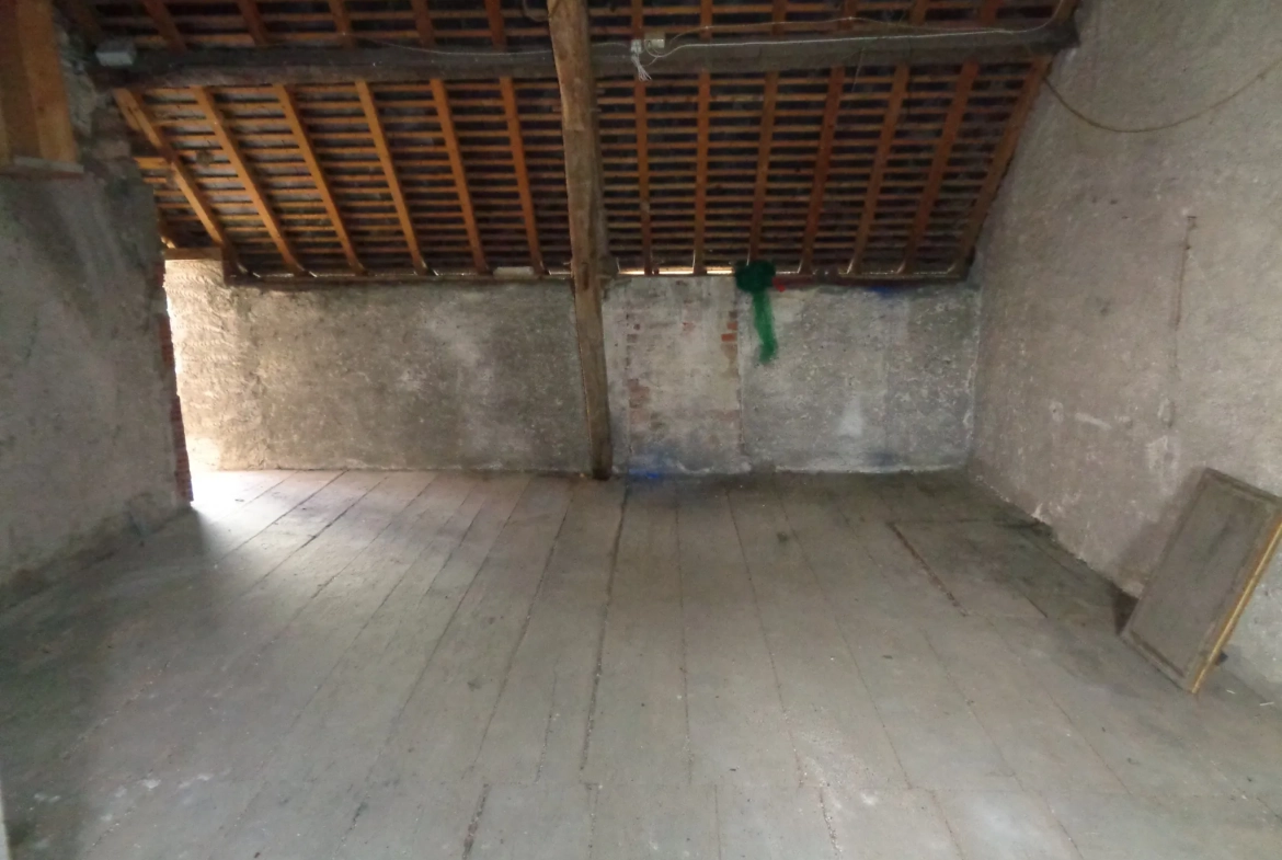 Maison individuelle de 86 m² avec dépendances à Premery, terrain de 2085 m² 