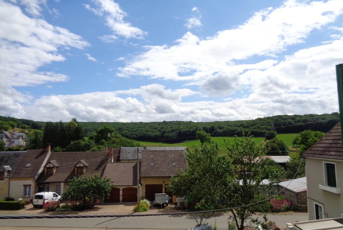 Maison individuelle de 86 m² avec dépendances à Premery, terrain de 2085 m² 