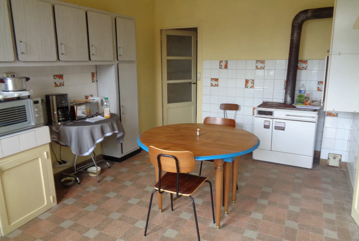 Maison individuelle de 86 m² avec dépendances à Premery, terrain de 2085 m² 